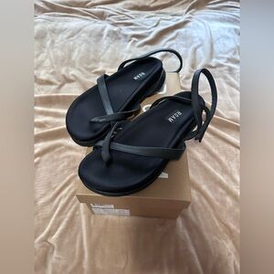 ROAM Cross Wrap Black Women's Sandals 8